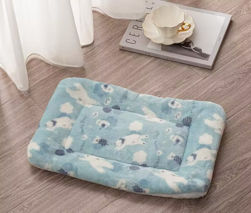 Thickened Dog Bed Mat Soft Pet Sleeping Mat for Dogs Cats Winter Warm Pet Blanket