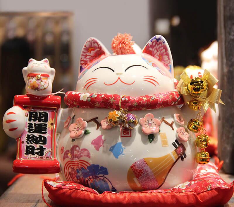 Lucky Cat piggy bank