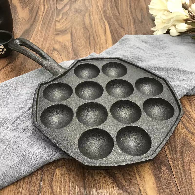 Japanese baking mold -12 balls