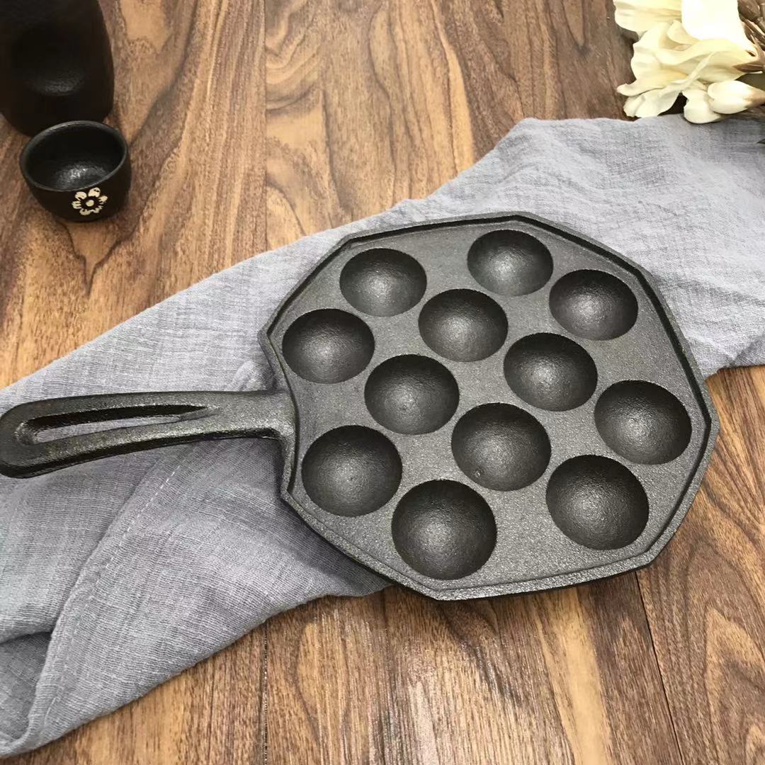 Japanese baking mold -12 balls